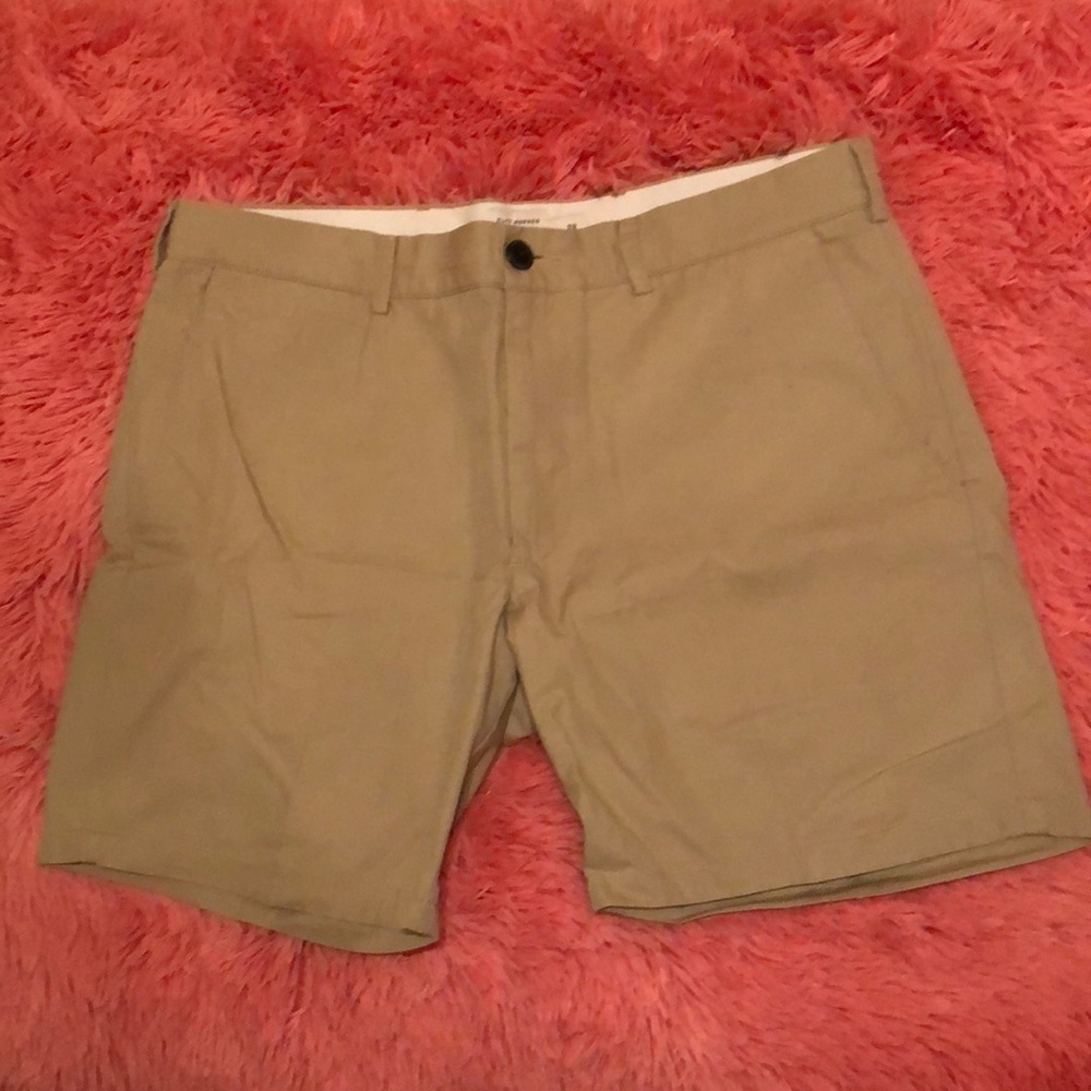 Khaki flat front shorts